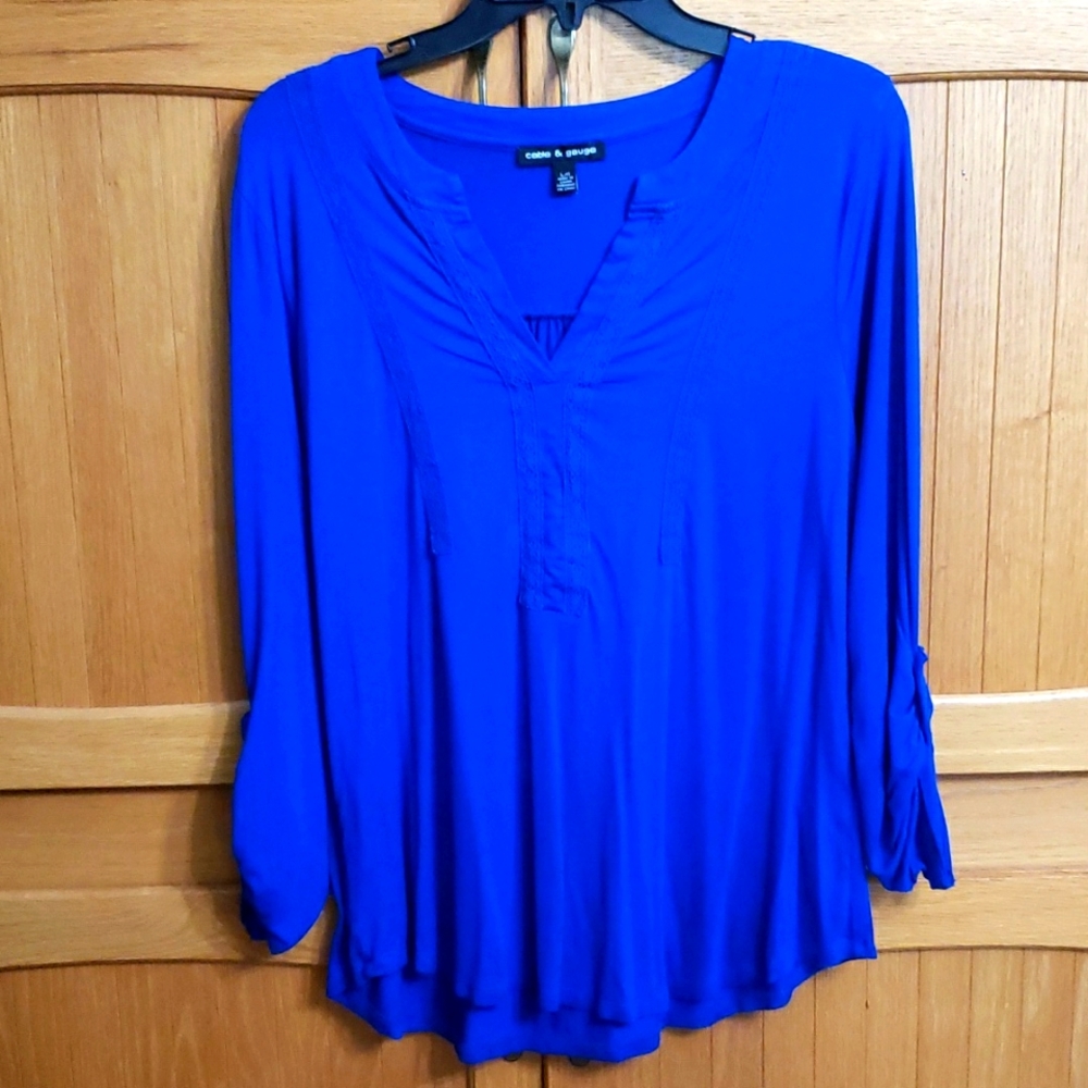 cable and gauge royal blue 3/4 length sleeve tunic. Size large.